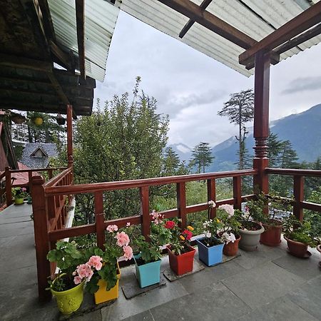 Ishan Log Huts-A Boutique Home Stay Banjar Exterior photo