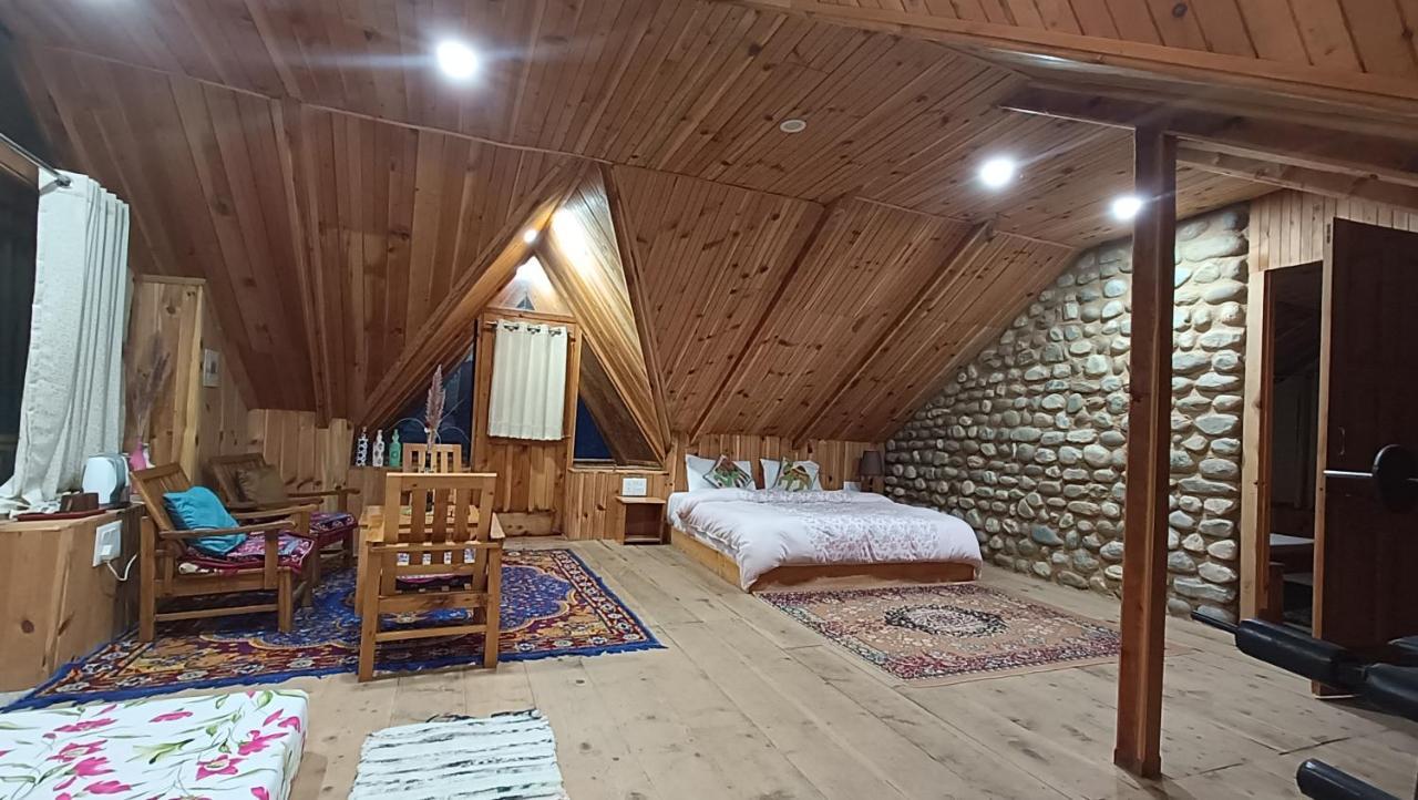 Ishan Log Huts-A Boutique Home Stay Banjar Exterior photo